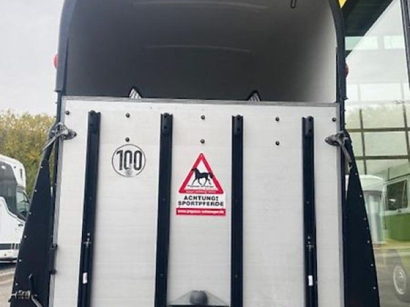 Henra Adventure 2-Pferde ALU Sattelkammer 2,7t D/SKlappe