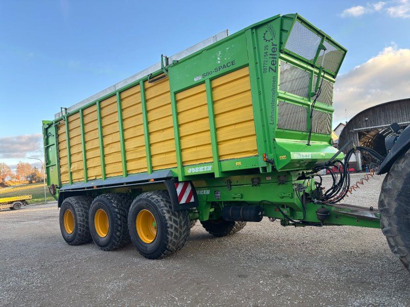 Joskin Silospace 24/45