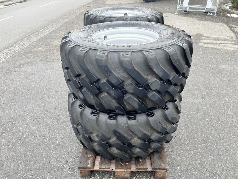 BKT 500/60R22,5 FL 630 Räder