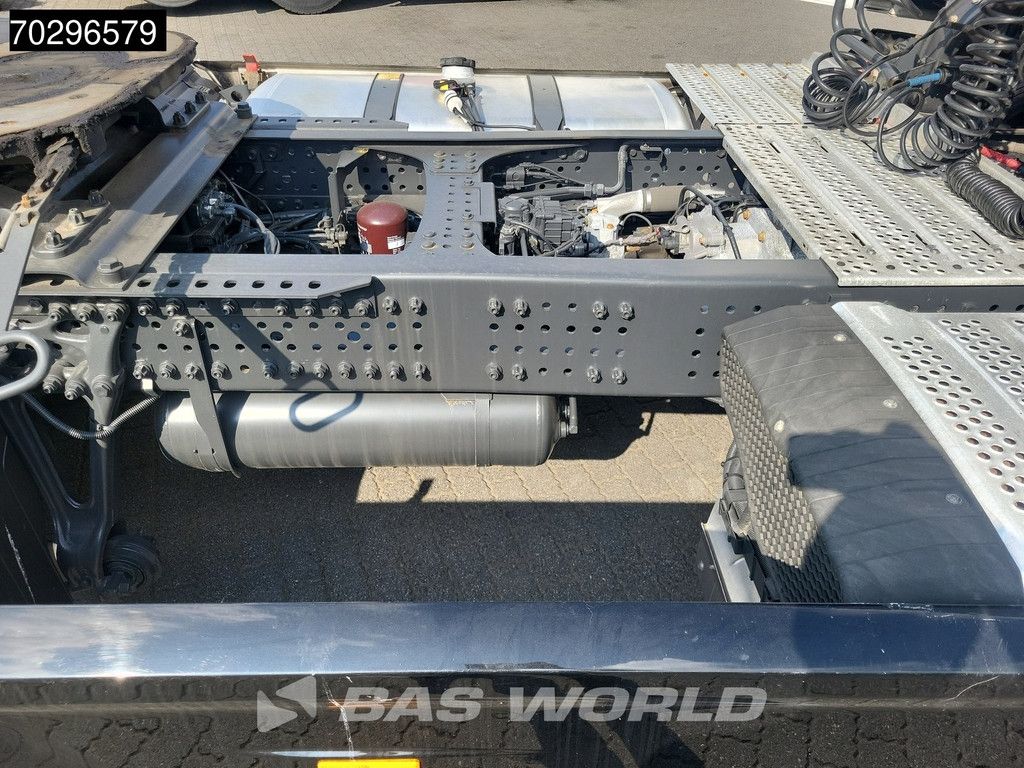 Mercedes Actros 1848 4X2 BigSpace Retarder Standklima MirrorCam ACC Xenon Euro 6