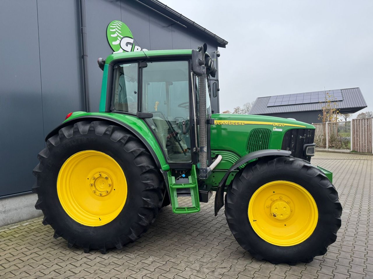 John Deere 6420