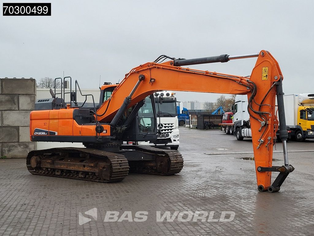 Doosan DX235 LC-5