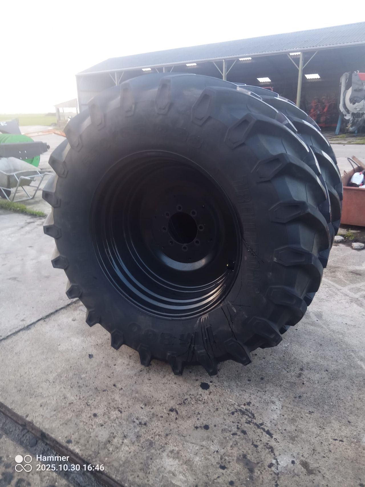 Trelleborg 650/65R38 540/65R28 set 90%