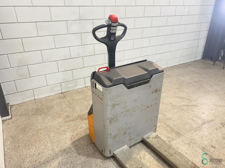 Pallet trucks Electric Still ECU14 2017