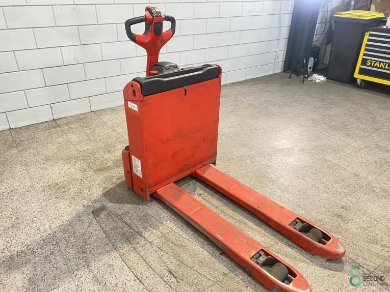 Pallet trucks Electric Linde T14 2024