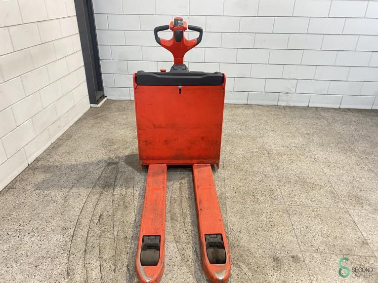 Pallet trucks Electric Linde T14 2024