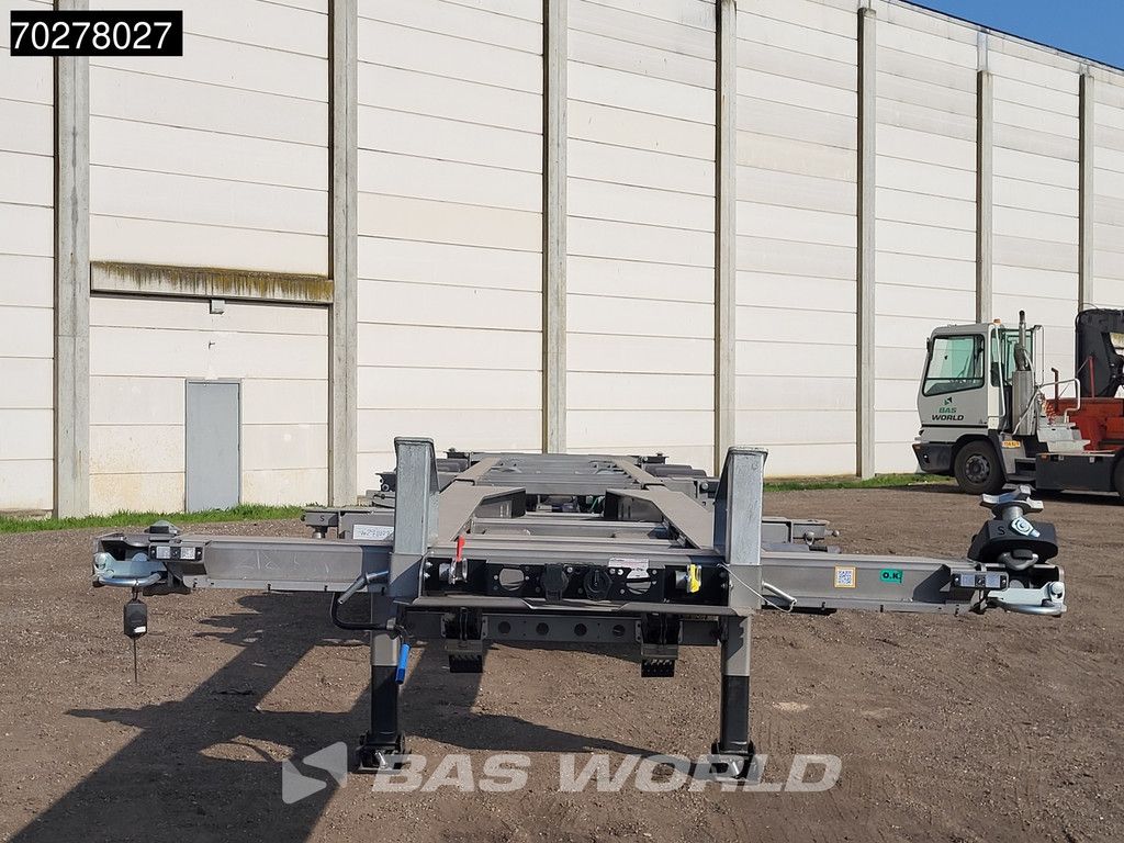 Lecitrailer SR3EC 3 axles UNUSED Liftachse Multi'45