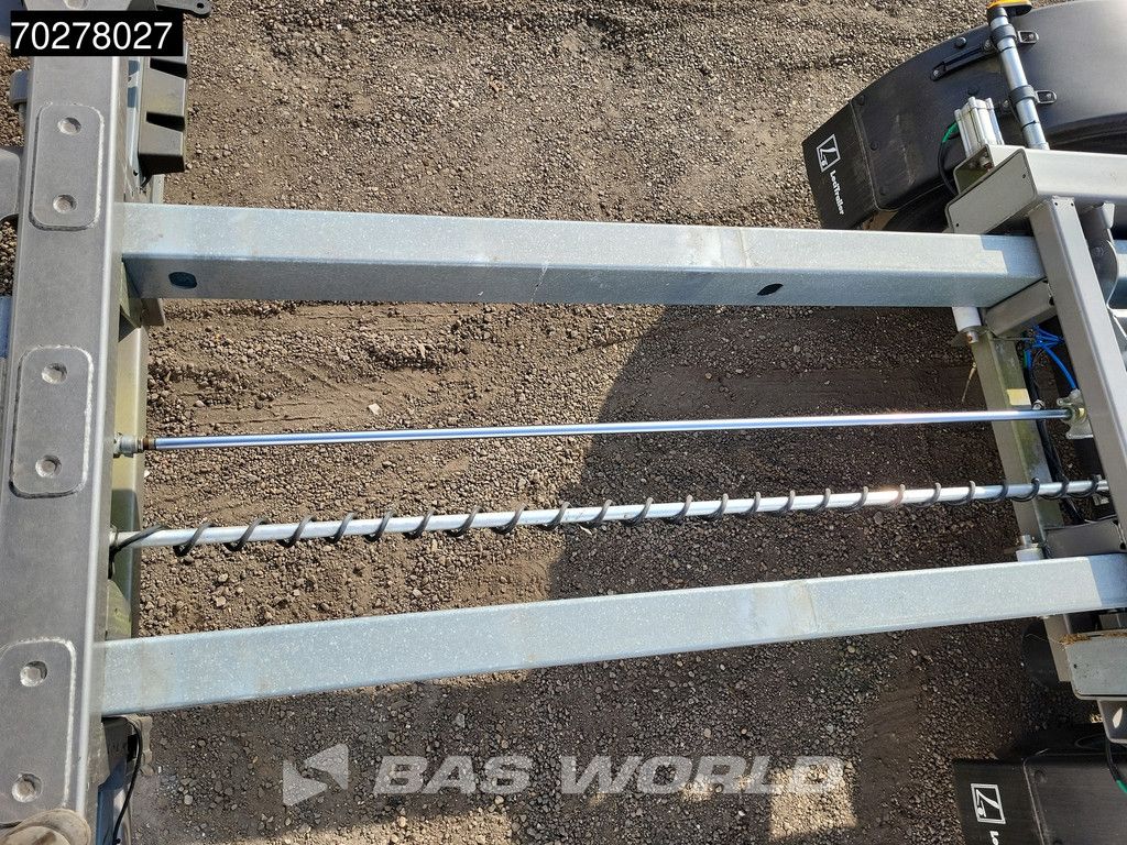 Lecitrailer SR3EC 3 axles UNUSED Liftachse Multi'45