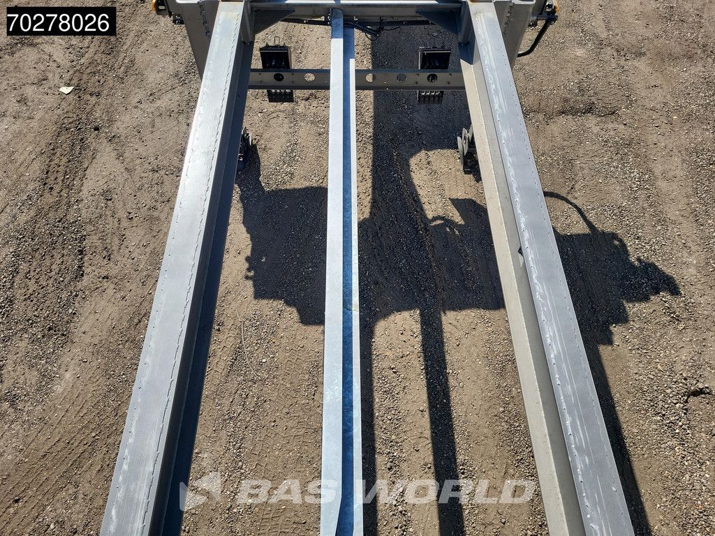 Lecitrailer SR3EC 3 assen UNUSED Liftachse Multi'45