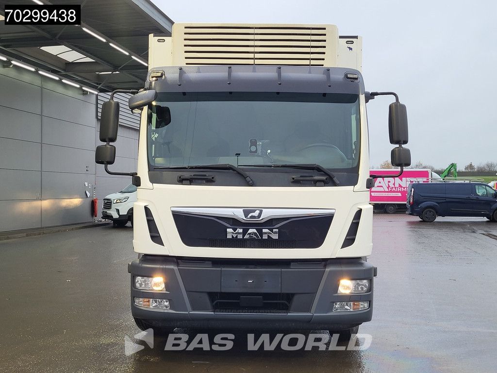 MAN TGL TGM 15.250 4X2 Carrier Syberia 1500kg Ladebordwand Automatic Euro 6