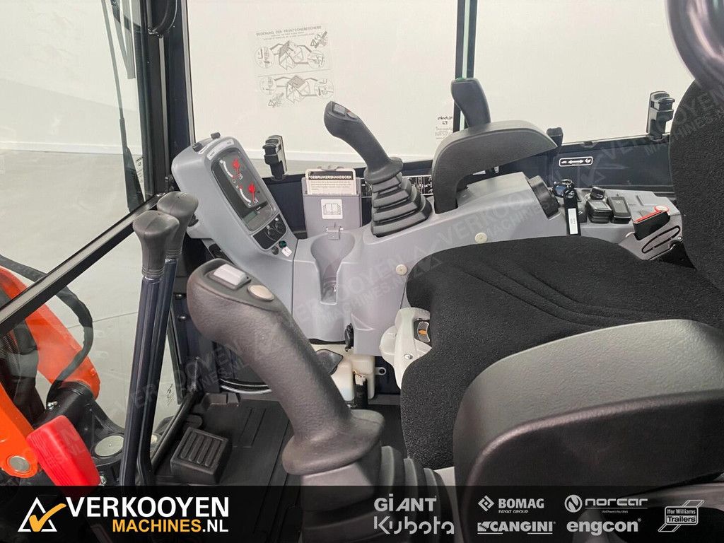 2025 Kubota U27-4 Hi-spec ADV1144