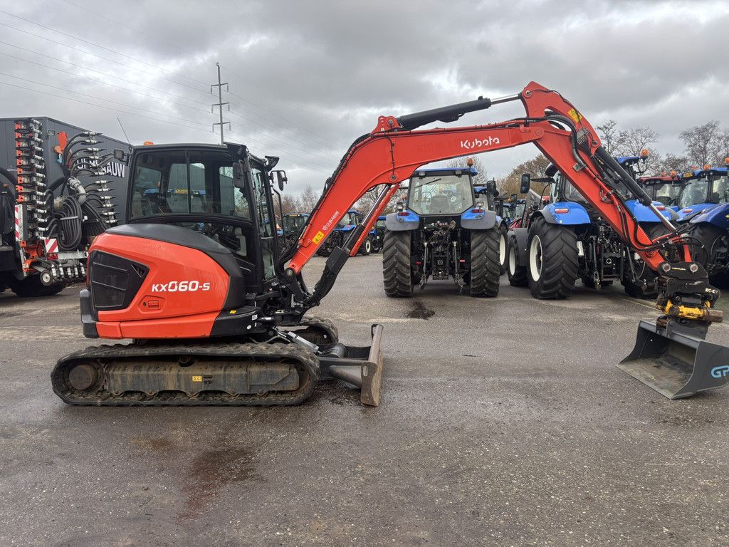 KUBOTA KX060-5