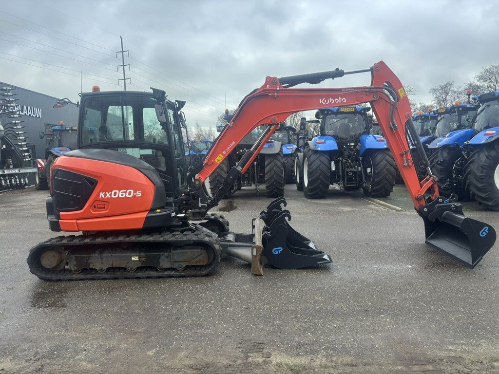 KUBOTA KX060-5