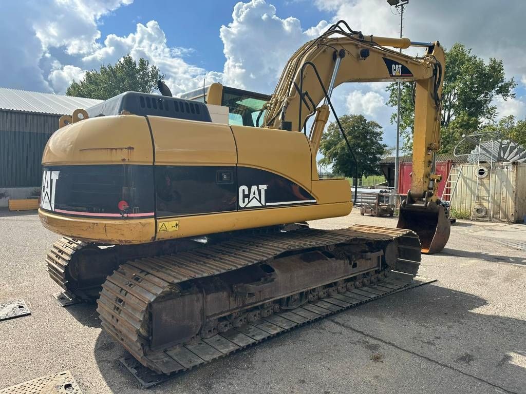 CAT 318 C L - 3066 engine!