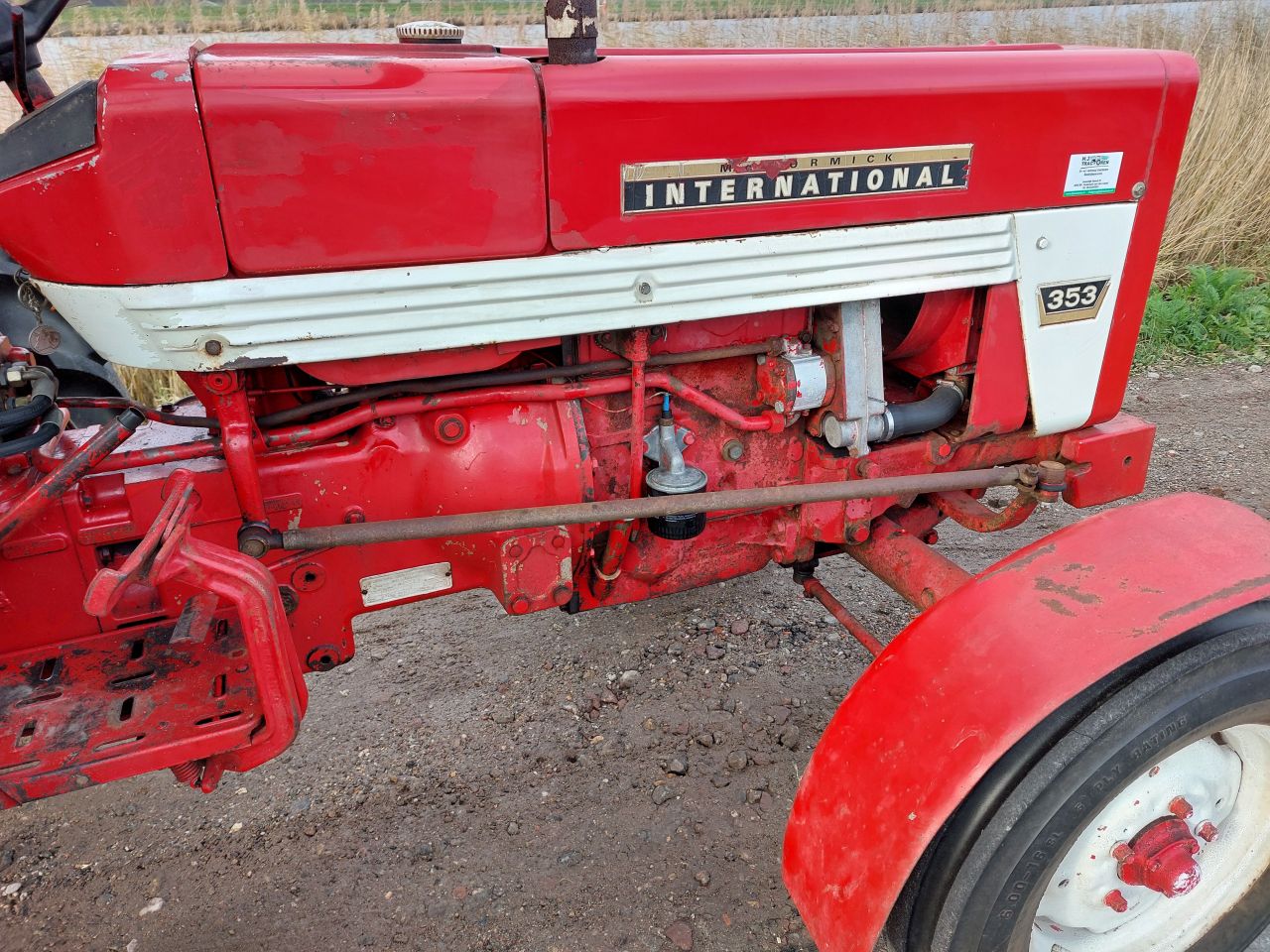 International 353 WEINIG UREN I.Z.G.ST