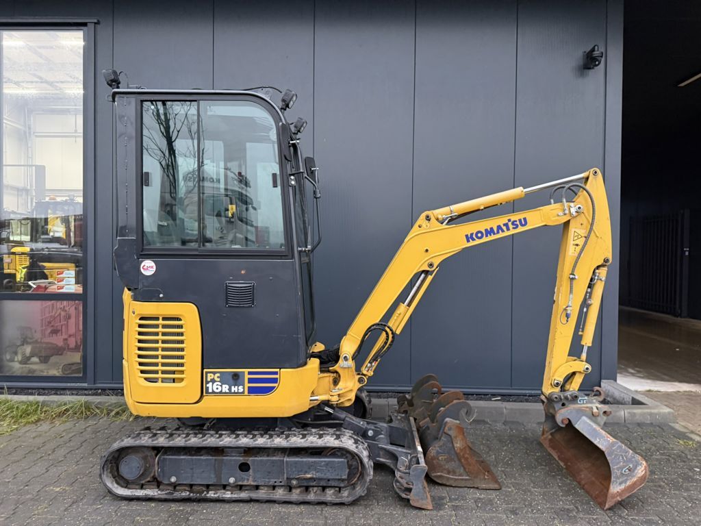 Komatsu PC16R-3HS (2022 / 170 uur)