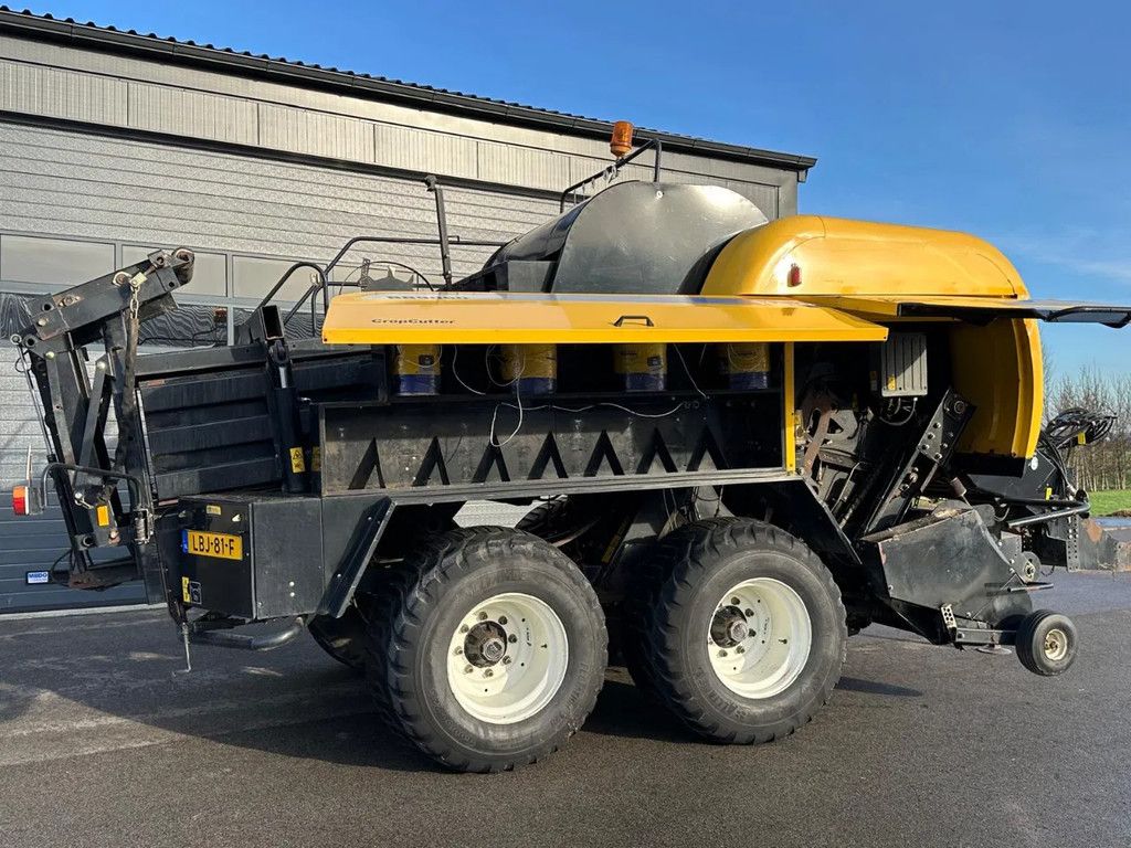 New Holland BB9060 CropCutter