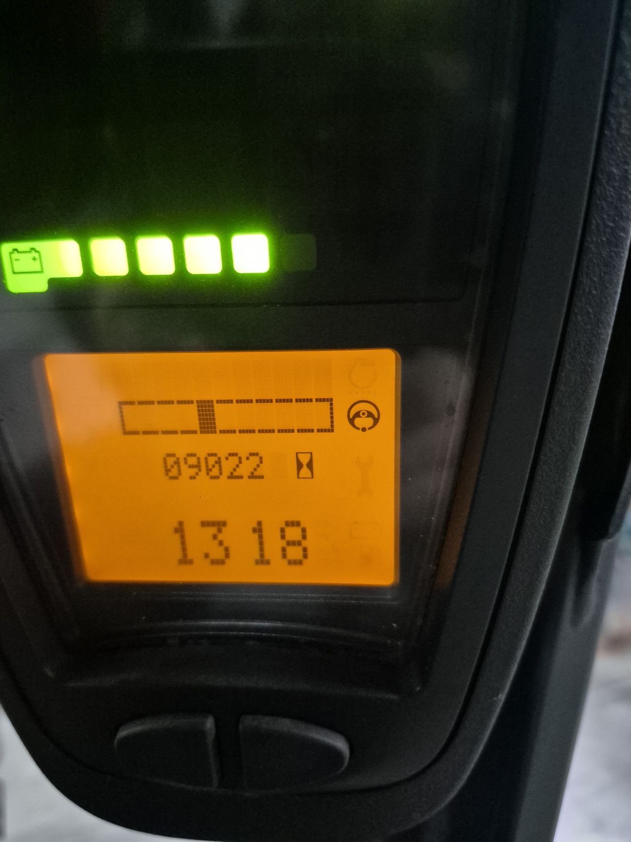 Linde E15-01 bj 2011 triplex sideshift 5.220 mm accu bj 2021