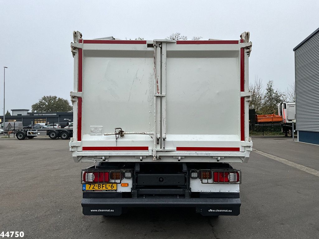 DAF FAN LF 220 Euro 6 Hiab 11 Tonmeter laadkraan Just 166.649 Km!