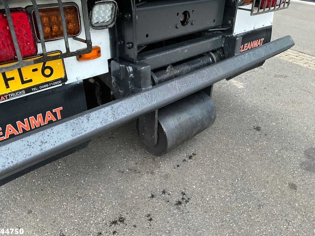 DAF FAN LF 220 Euro 6 Hiab 11 Tonmeter laadkraan Just 166.649 Km!