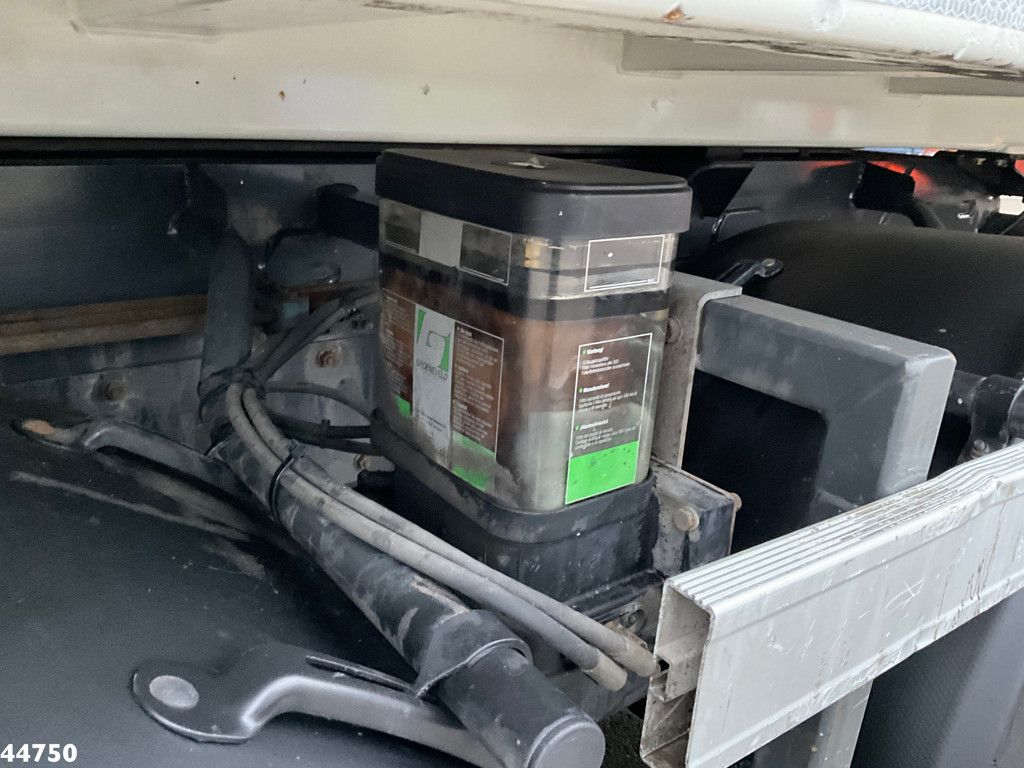 DAF FAN LF 220 Euro 6 Hiab 11 Tonmeter laadkraan Just 166.649 Km!