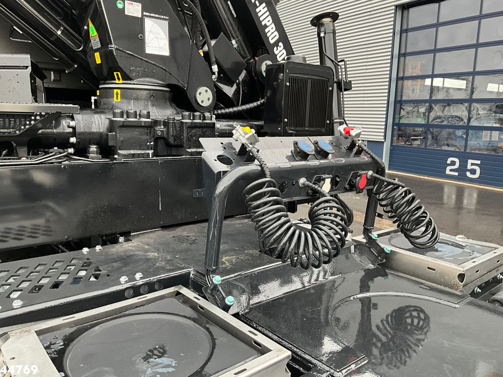 MAN TGX 26.580 6x4 Euro 6 Retarder Hiab 30 Tonmeter laadkraan + Fly-jib New and Unused!