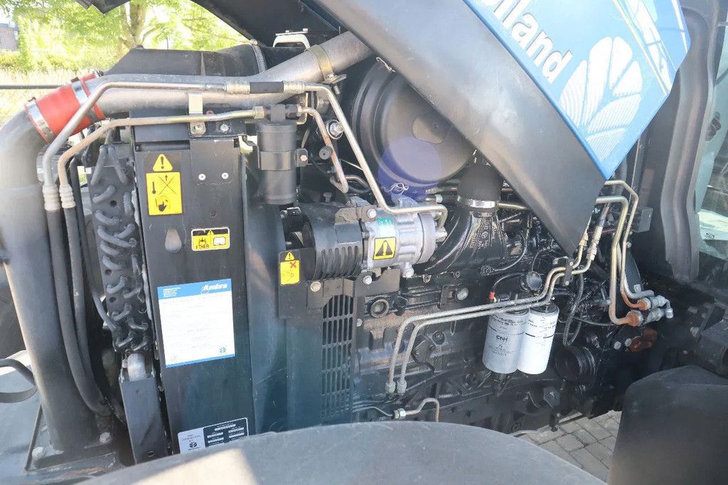New Holland TS135A | 40 KM/H | 4X4 | SUPERSTEER