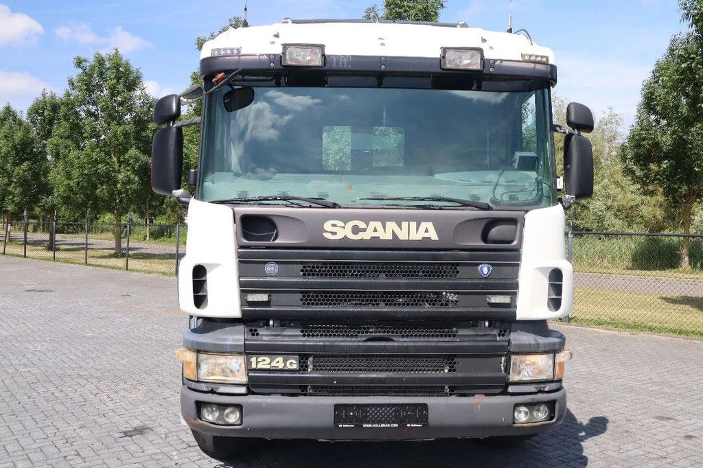 Scania P124-420 | 8X4 | HOOKLIFT | MANUAL | BIG AXLES | EURO 3