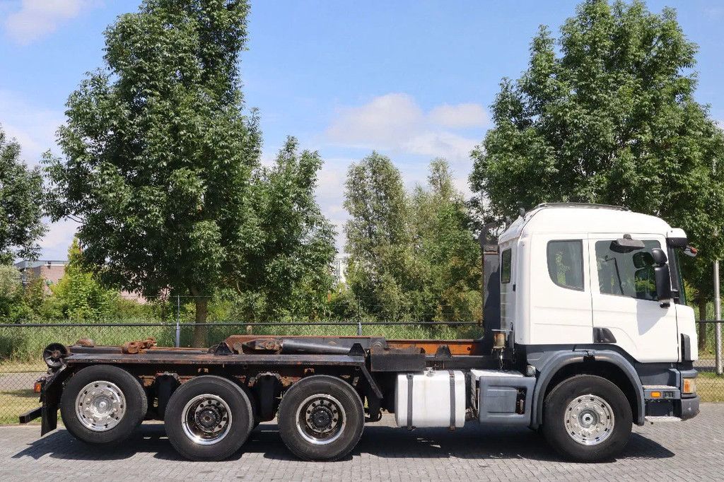 Scania P124-420 | 8X4 | HOOKLIFT | MANUAL | BIG AXLES | EURO 3