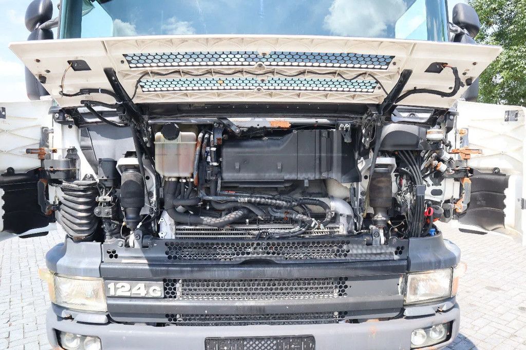 Scania P124-420 | 8X4 | HOOKLIFT | MANUAL | BIG AXLES | EURO 3