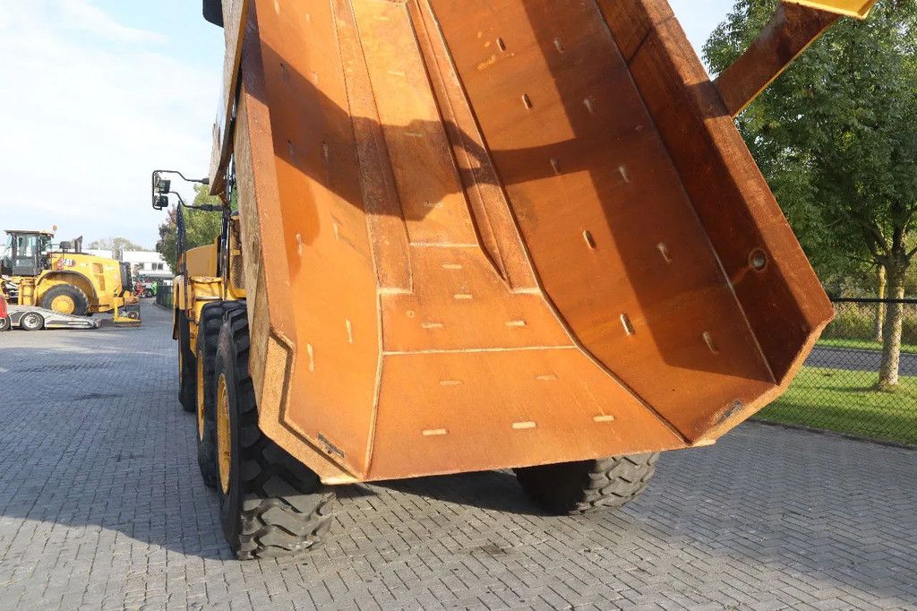 Caterpillar 730 04A | TAILGATE | LOW HOURS