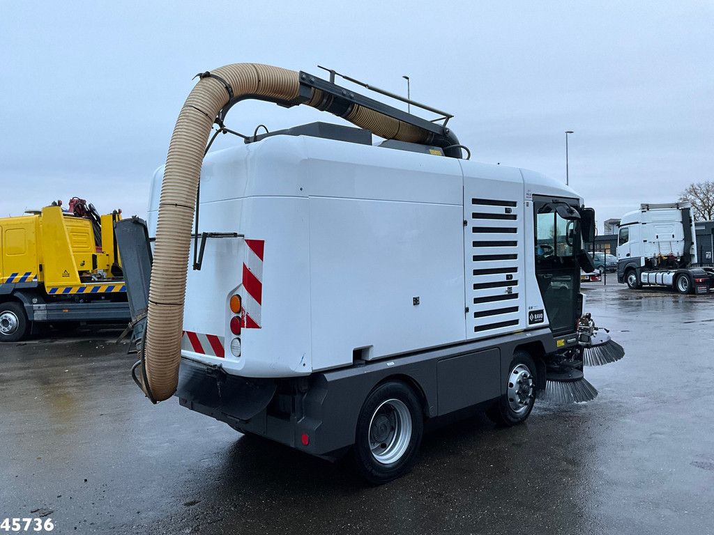 Ravo 540 Euro 6 with new 3-rd brush!