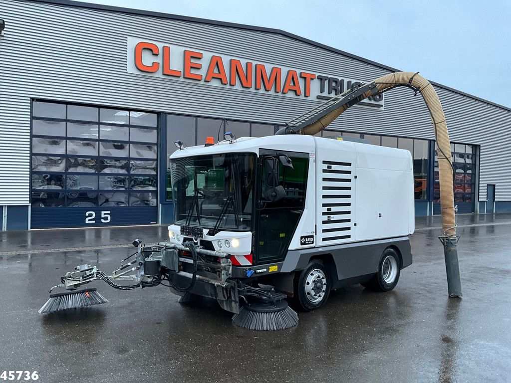 Ravo 540 Euro 6 with new 3-rd brush!