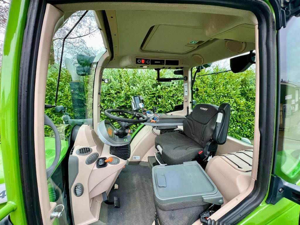 Fendt 724 S4 Profi