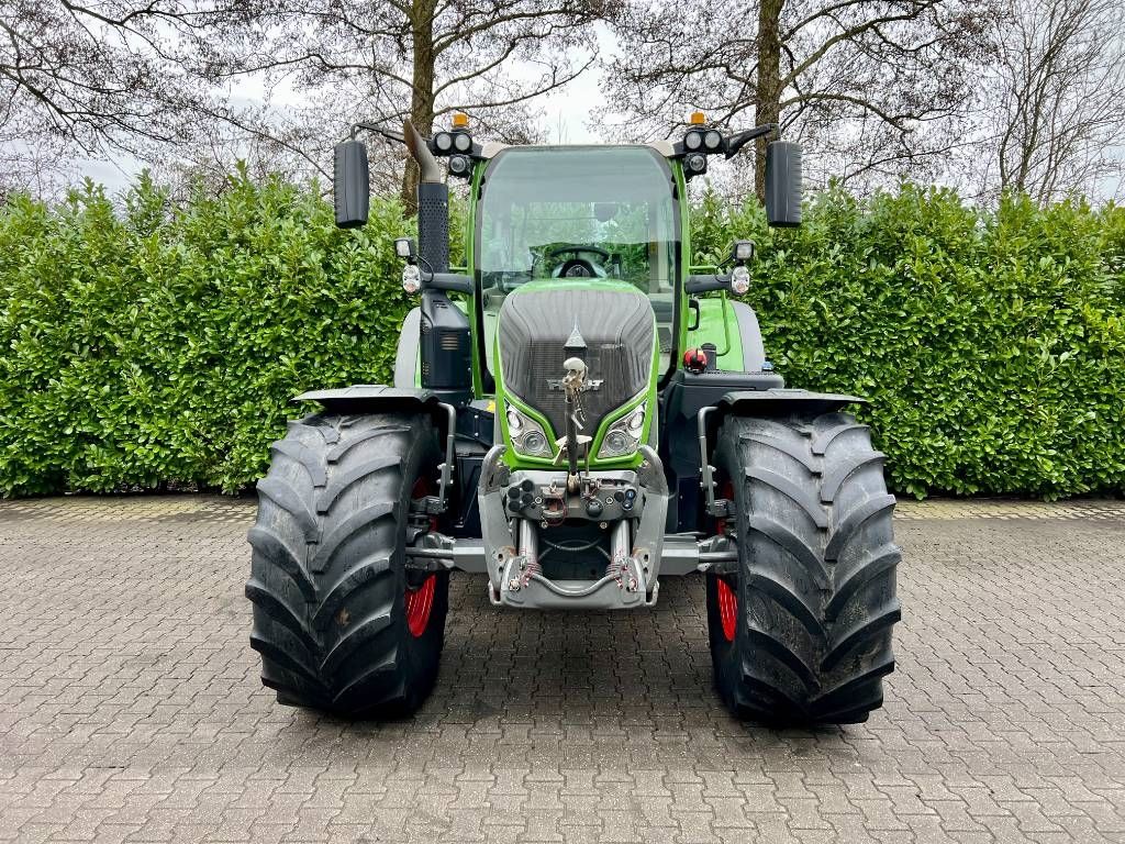 Fendt 724 S4 Profi