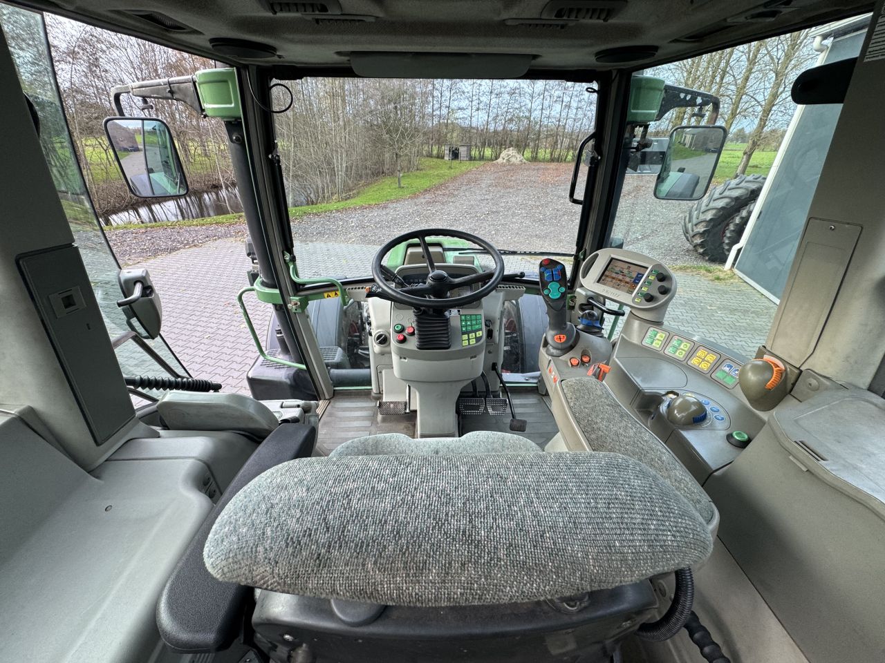 Fendt 818 Vario TMS com.2