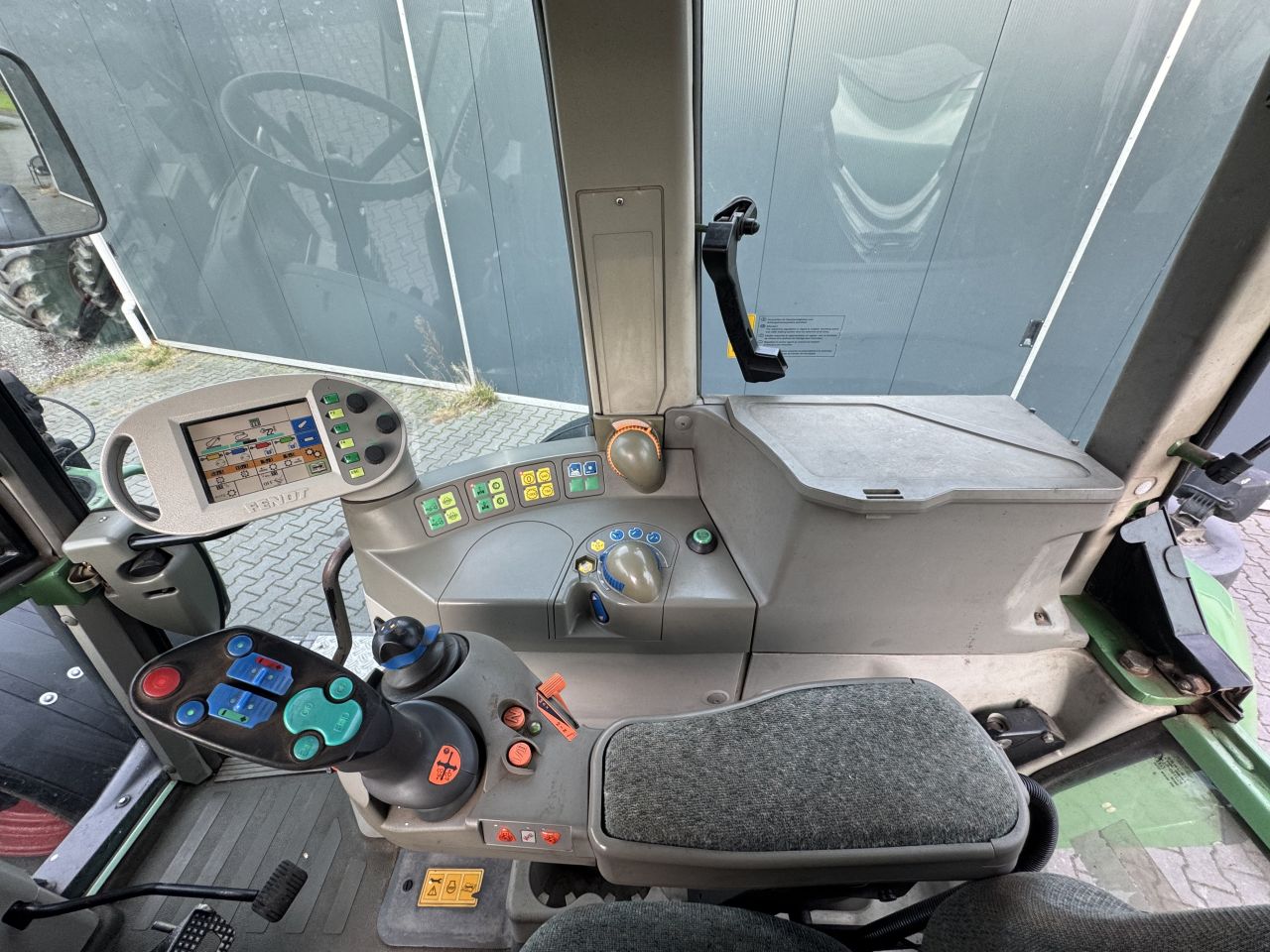 Fendt 818 Vario TMS com.2