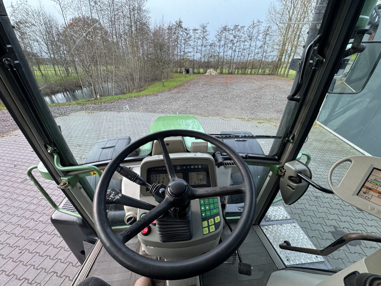 Fendt 818 Vario TMS com.2