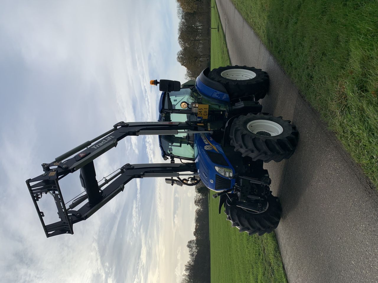 New Holland T5.95
