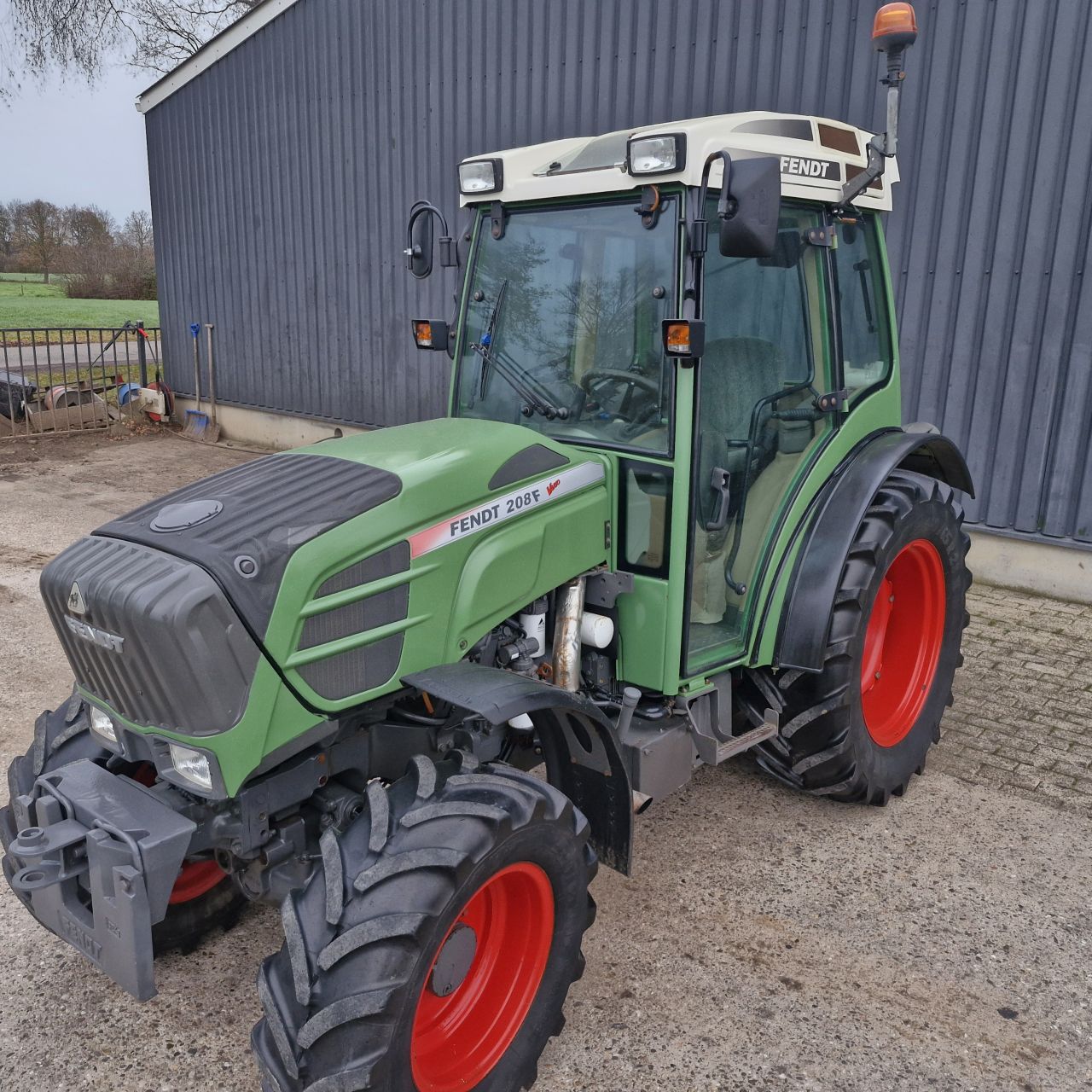 Fendt 208f vario tms