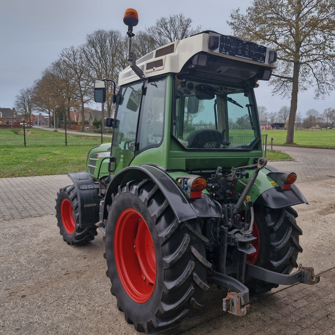 Fendt 208f vario tms