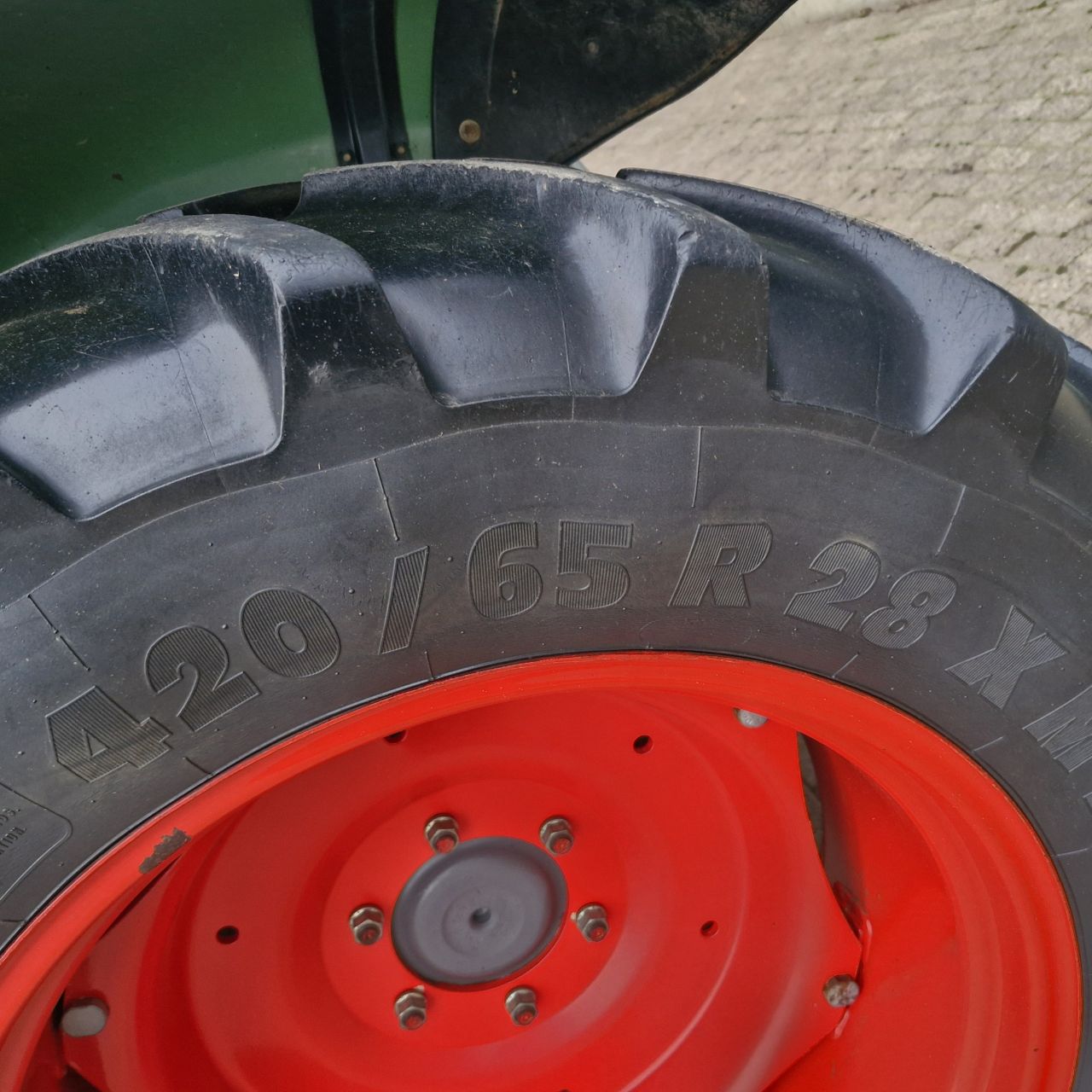 Fendt 208f vario tms