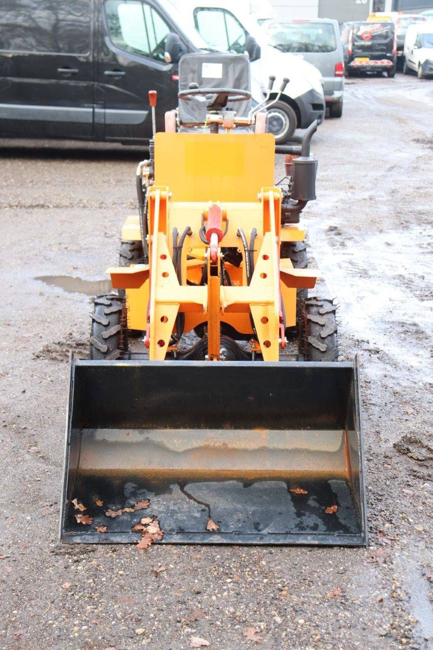 Skid steer loader Machpro MPL904 Diesel 18hp 2025