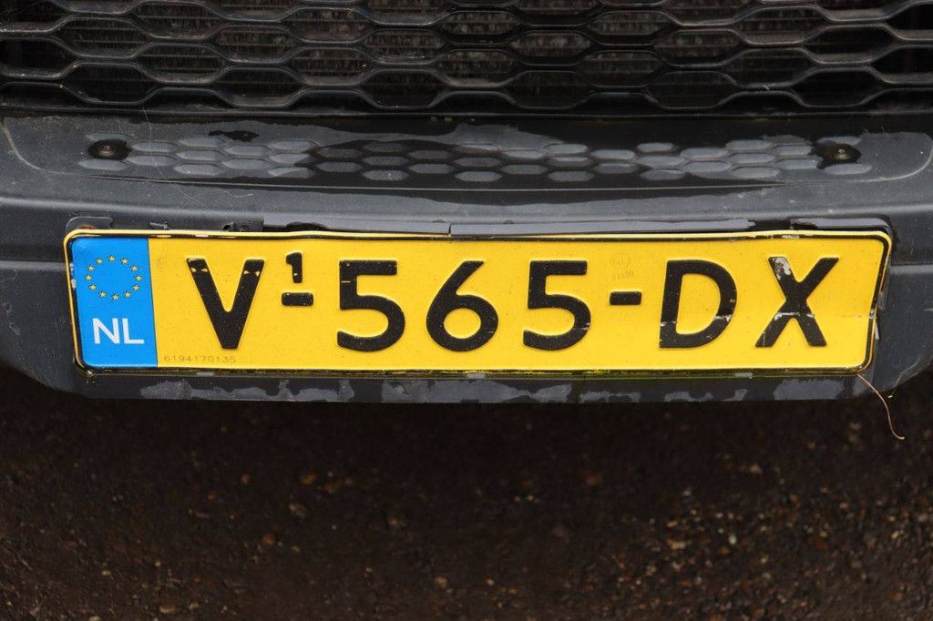 Trekker Iveco Daily 50C18 Diesel 180pk 2017 met oplegger Veldhuizen