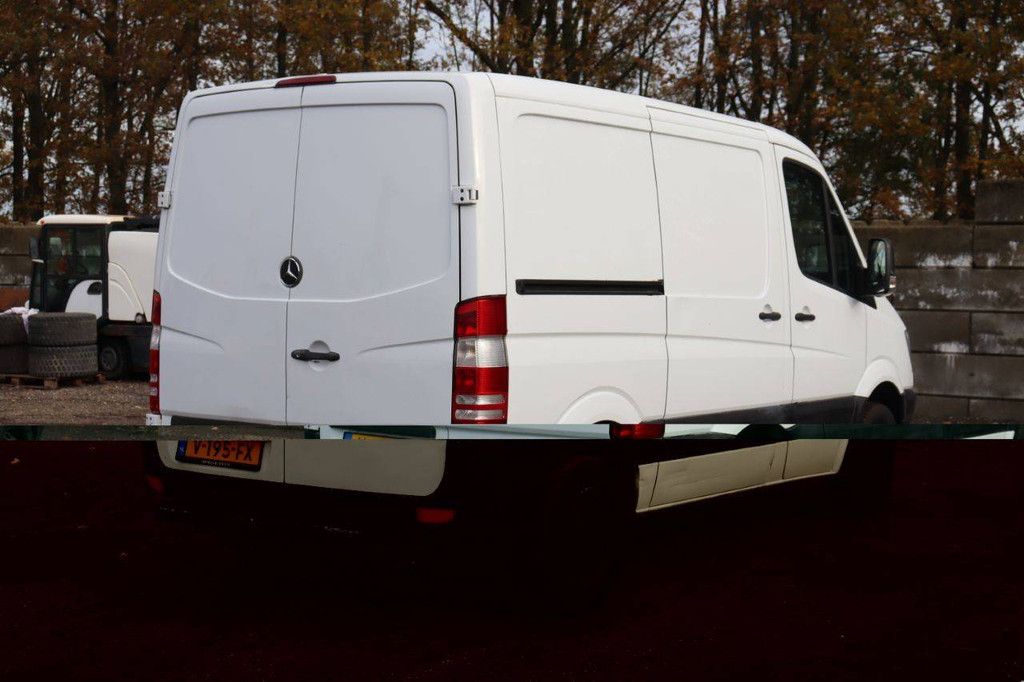Mercedes-Benz SPRINTER Diesel 129 hp 2011 Van