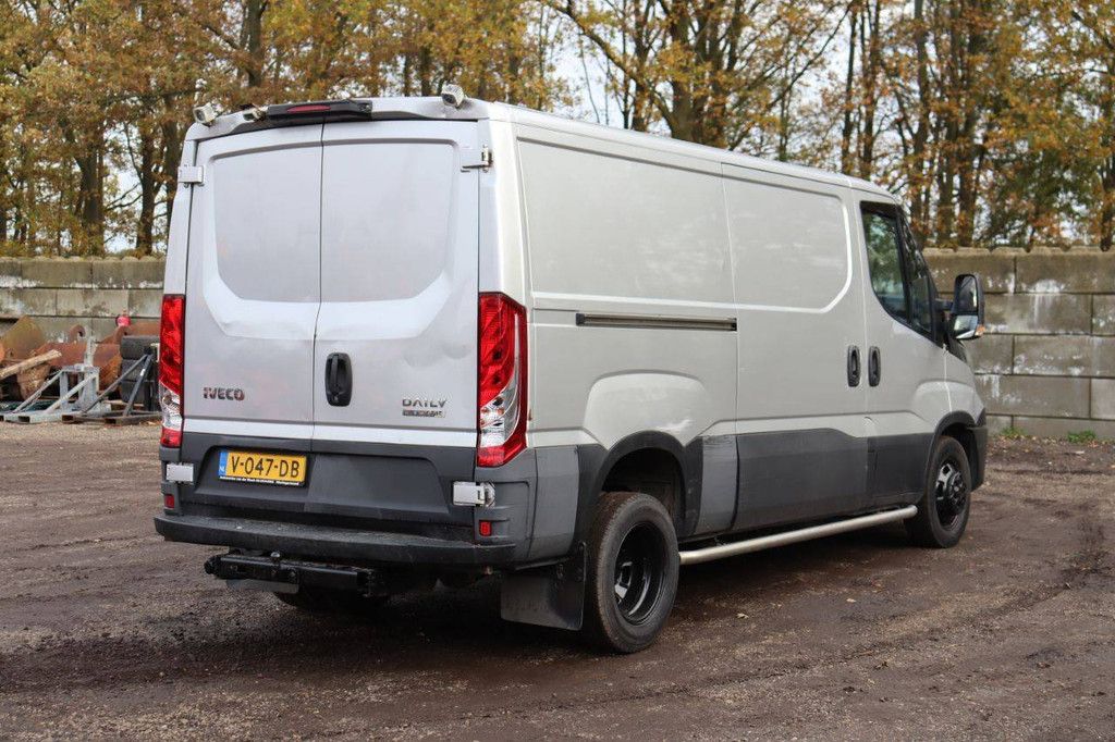 Iveco Daily 40C21 Diesel 204 PS 2017 Kastenwagen