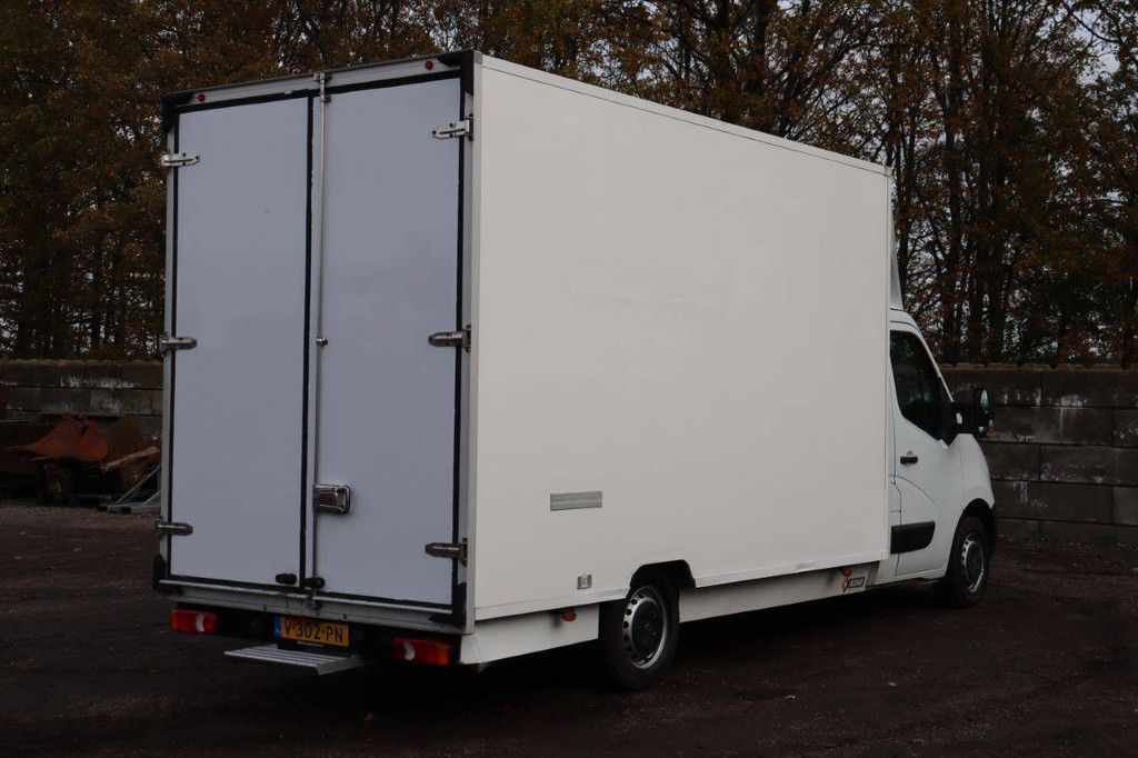 Refrigerated truck Renault Master Diesel 150 hp 2016