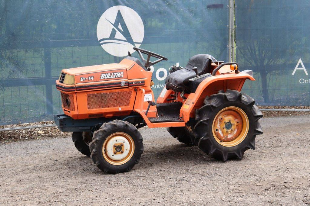 Minitractor Kubota B1-14 Bulltra Diesel 14.5pk
