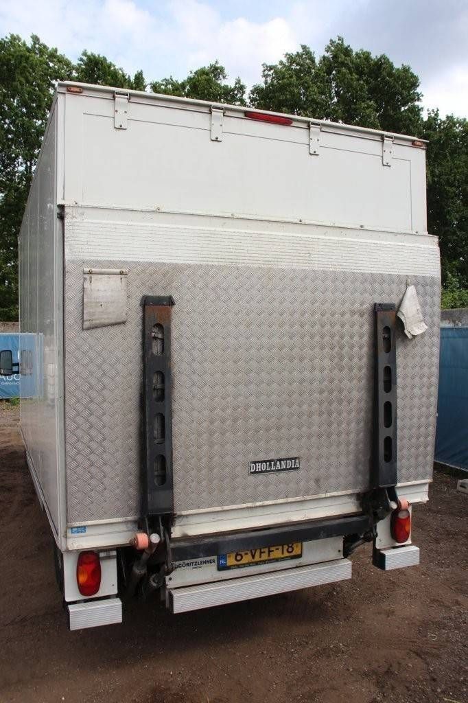 Box truck Volkswagen Crafter Diesel 2009