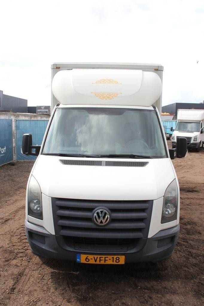Box truck Volkswagen Crafter Diesel 2009